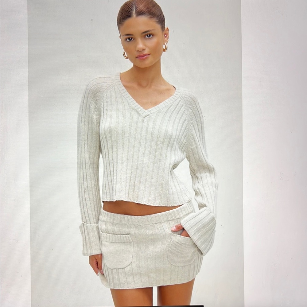 NWT Frankies Bikinis Ashton Knit Sweater & Skort Set